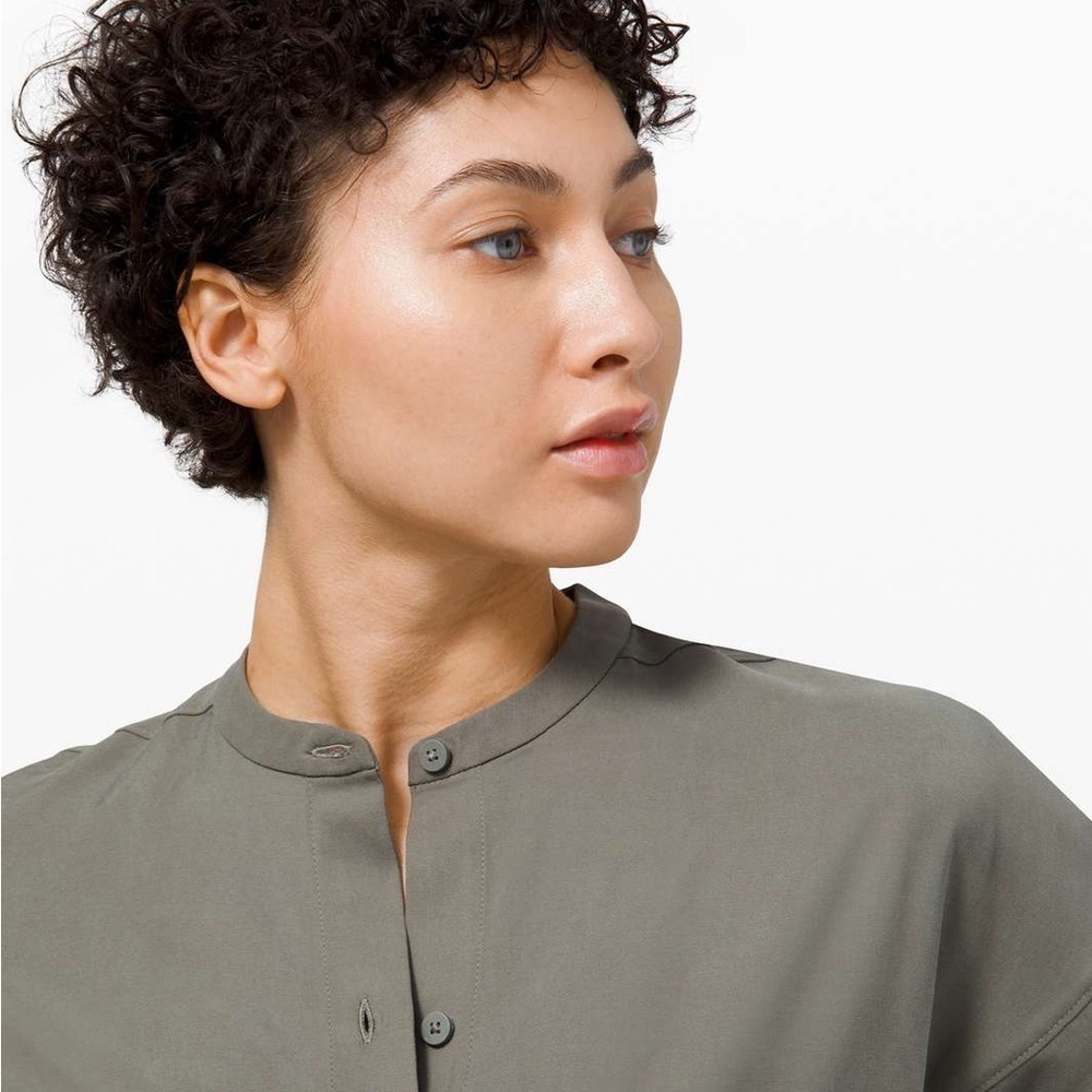 NWT Lululemon Perfectly Poised Jumpsuit
Grey Sage (109) - Picture 10 of 11